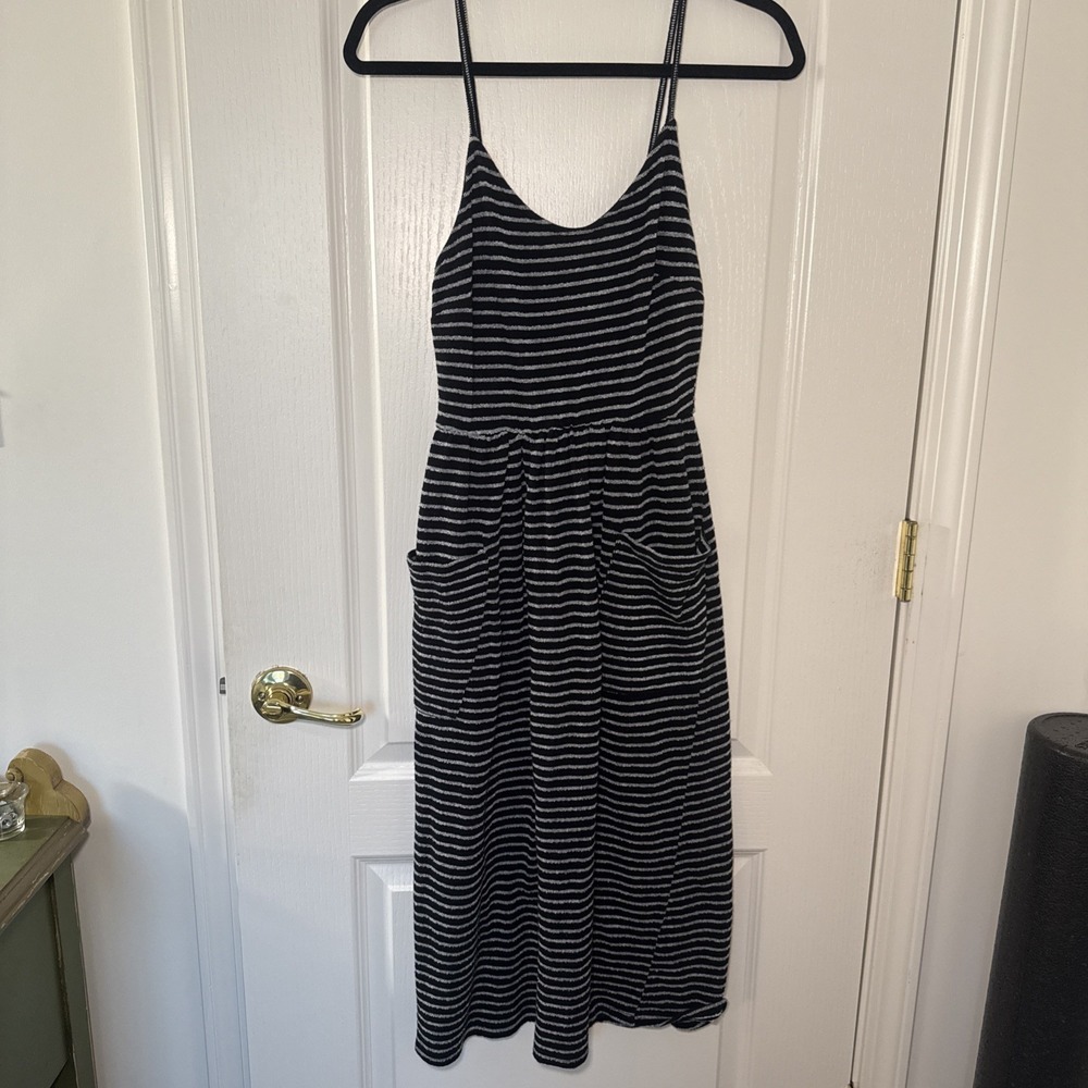 Le Lis Black White Striped Knit Maxi Dress Sleeveless Pockets Boutique Sz M USA